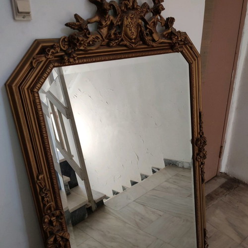 Carved mirror like new