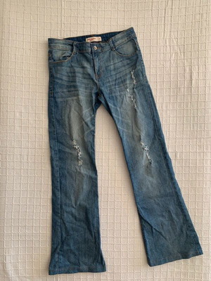 Pink Woman blue jeans, size M, slim fit