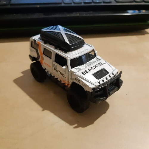 HUMMER H2 1/38 metal model new from GOKI