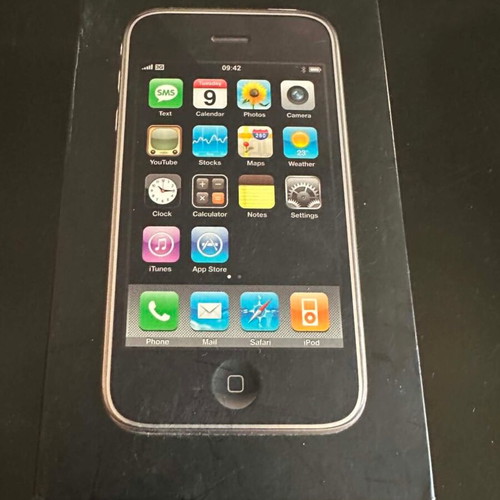 iPhone 3G 16GB box used with 30-pin cable and headphones