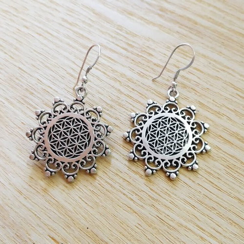 Boho earrings new with metal detail and 925 silver hook