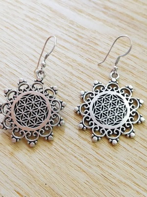 Boho earrings new with metal detail and 925 silver hook