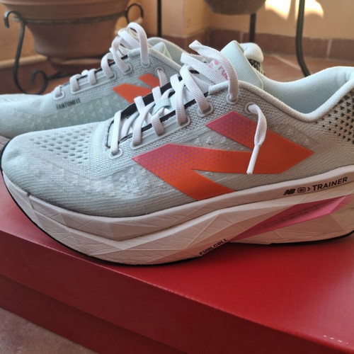 New Balance Fuelcell SuperComp Trainer v3 running shoes, size 44