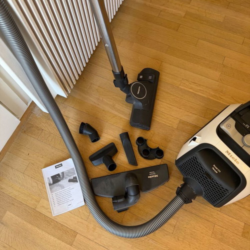Miele Boost CX1 bagless vacuum cleaner, good condition, new filters