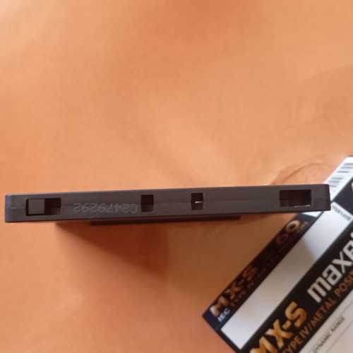 Maxell MX-S60 metal cassette used, high resonance and heat resistant