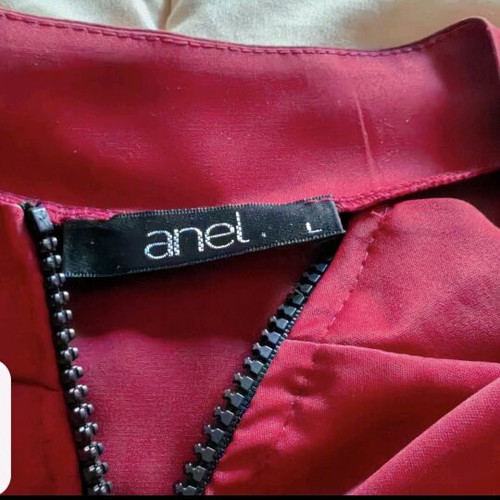 Anel dress with zipper, size large, like new, black and burgundy