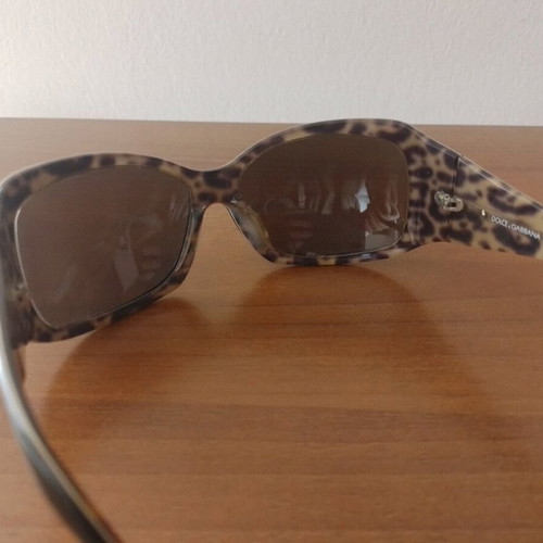 Dolce & Gabbana sunglasses in very good condition with rhinestones