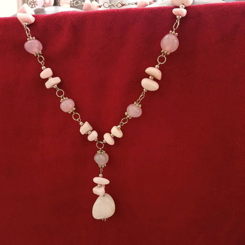 Necklace with semi-precious stones like new, rose quartz and amethyst