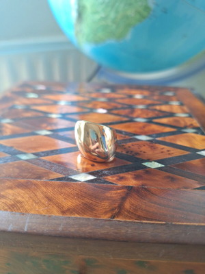 Mirror ring gold like new