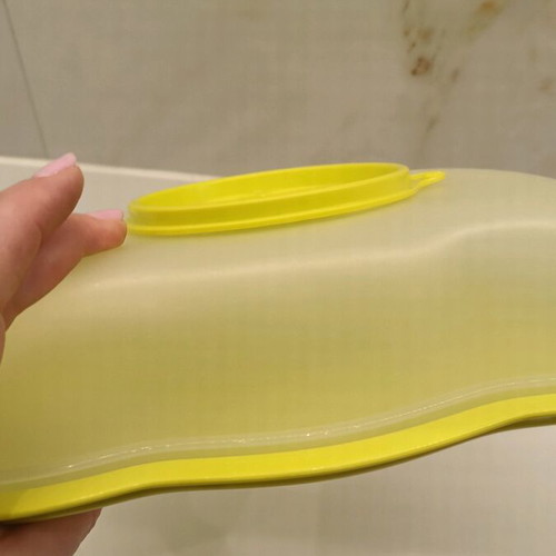 Tupperware molding container new