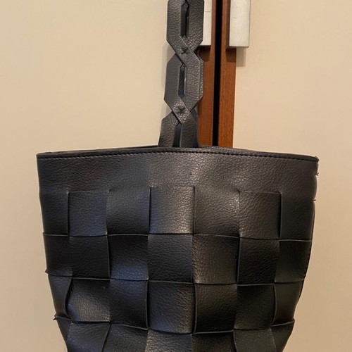 Zara handbag black like new