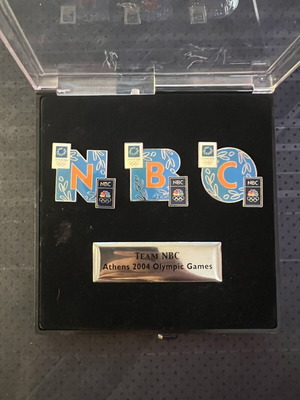 Team NBC Athens 2004 Olympic Games pin set like new with case