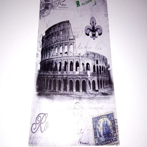 Colosseum Rome wall decor like new, small frame
