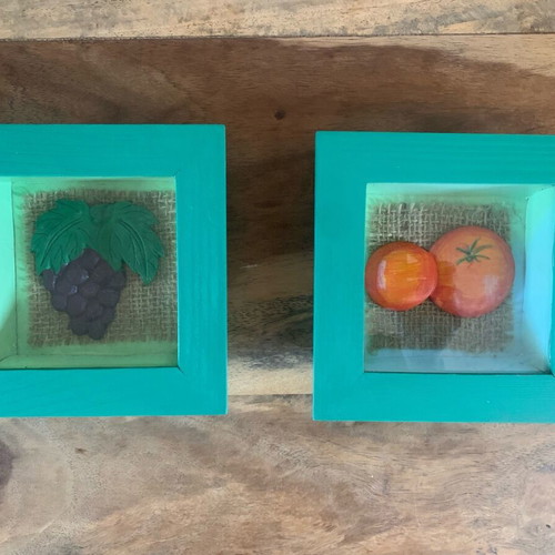 Vintage wooden frames like new, set of 2 with glass