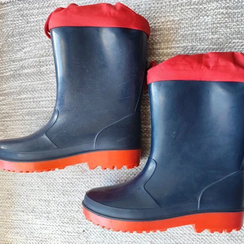 Rubber boots used size 30 blue and red
