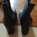 Brown ankle boots with side leather detail, 10 cm square heel, size 38.5