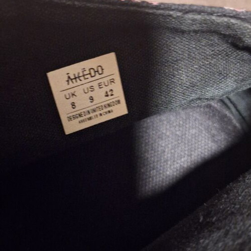 Akedo× Stranger Things Signature High Top Sneakers like new, black, size 42