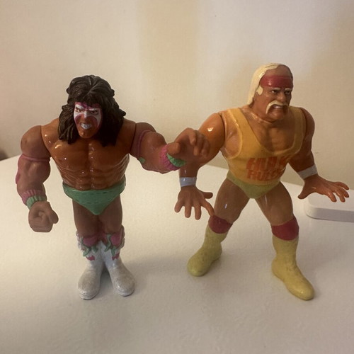 Ultimate Warrior and Hulk Hogan Hasbro Series 1 figures 1990 like new