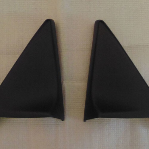 2 internal plastic door triangles for Alfa Romeo GTV/Spider 916, like new