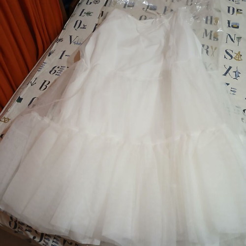 Demetrios wedding dress 2024 collection like new, white satin size 8