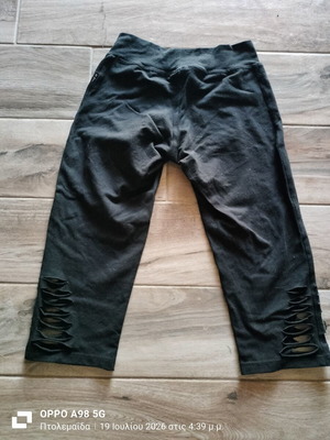 Leggings used, three-quarter length with side slits