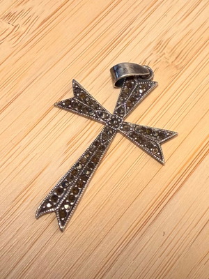 Silver Christian Cross 925 used, missing some diamonds