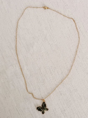 Stainless steel butterfly necklace new with adjustable clasp