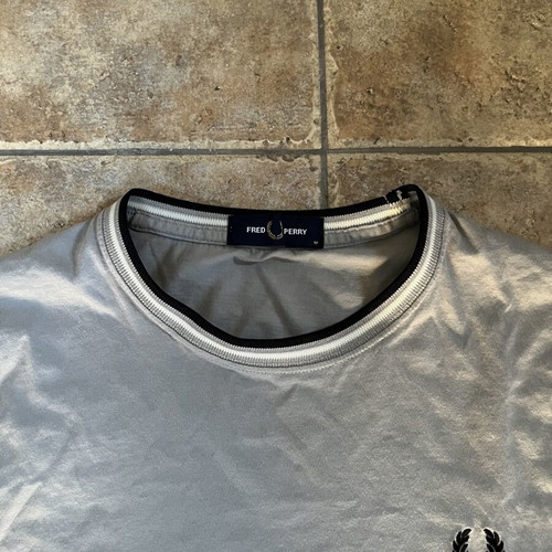 Fred Perry T shirt like new, worn twice only