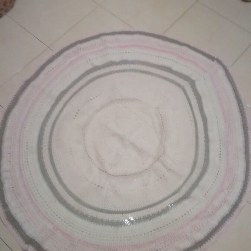 Handmade round rug like new, 55×55 cm