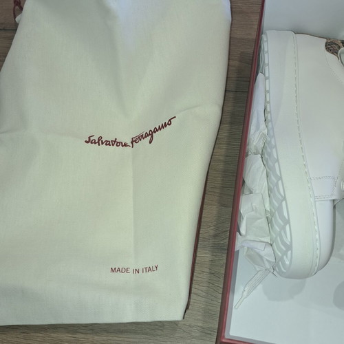 Salvatore Ferragamo men's white sports shoes new