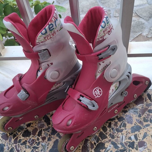 Roller skates with adjustable size 36-40