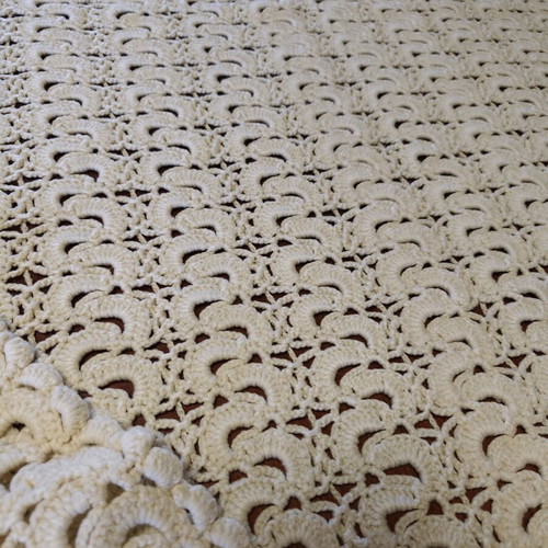 Woolen knitted handmade throw used 185x185 beige