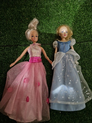 Σετ κούκλες Barbie σαν καινούργιο, δύο κούκλες
