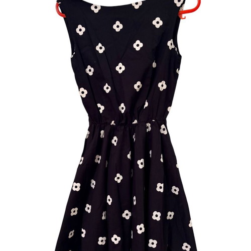 True Love Cocktail Floral Dress open back size S like new, black and white