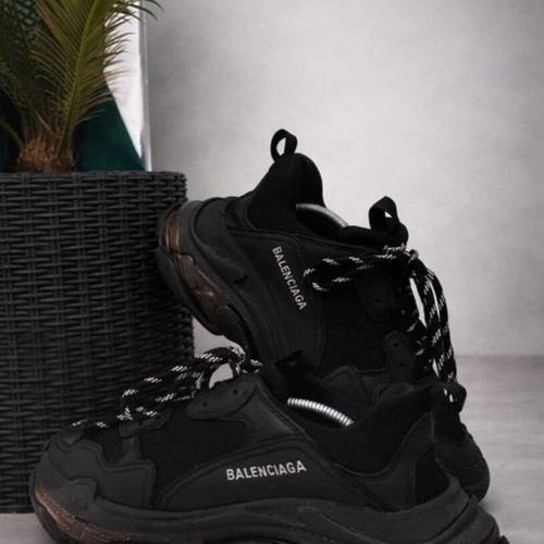 Balenciaga Triple S used black sneakers size 44