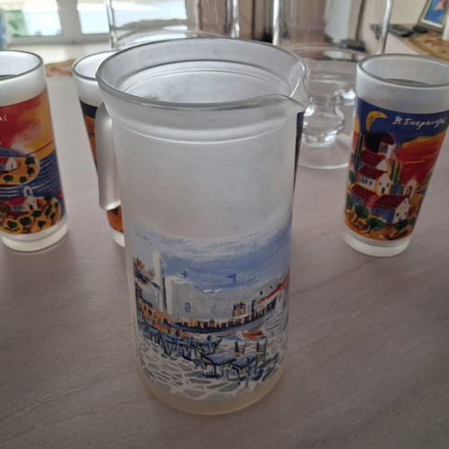 V. Sperantza vintage glassware set with pitcher and 9 glasses