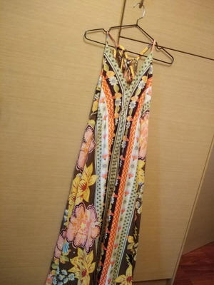Long dress like new with neck tie