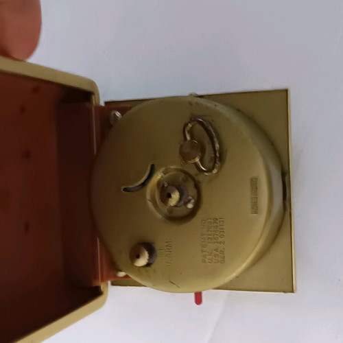 Anker old table alarm clock used