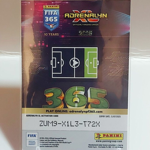 Panini Adrenalyn XL FIFA 365 2025 #165 Lautaro Martinez Captain card like new