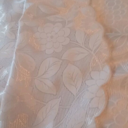 Bridal bedding set like new with satin designs and quilted coverlet