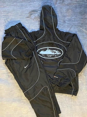 Αθλητική φόρμα Corteiz x Nike συνεργασία, σαν καινούργια, περιορισμένης έκδοσης