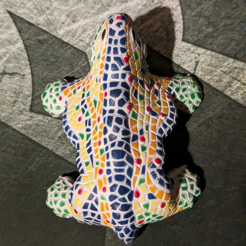 Anti stress ball Gaudi lizard used with defect
