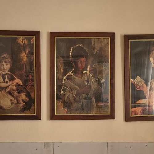 Set of 3 vintage framed paintings like new