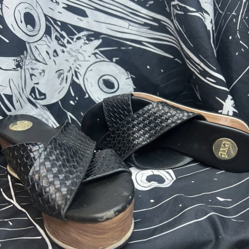 Exe Black Platform Sandals like new, size 37