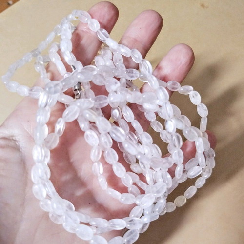 Rose quartz necklace new, 190 cm length, multiple strands