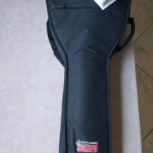 Yamaha classical guitar new with case