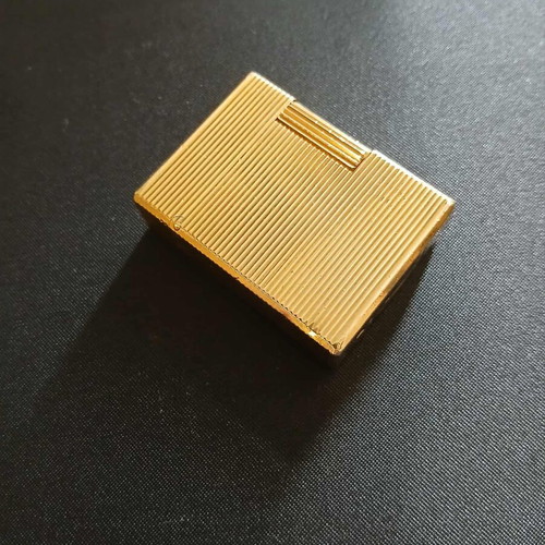 S.T. Dupont Ligne 2 lighter used, yellow gold finish