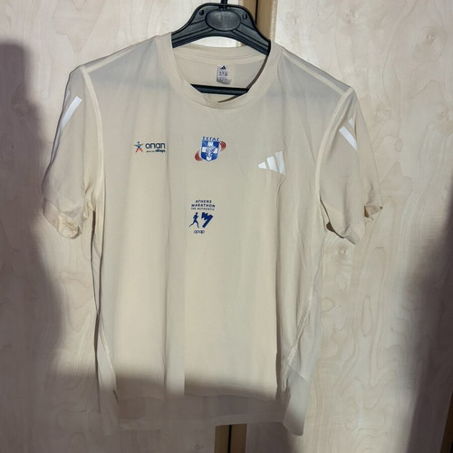 Adidas women's shirt 42nd Marathon size Medium, like new