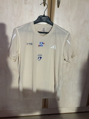 Adidas women's shirt 42nd Marathon size Medium, like new