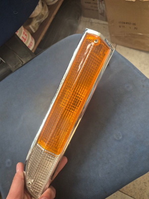 Peugeot 504 front left turn signal used